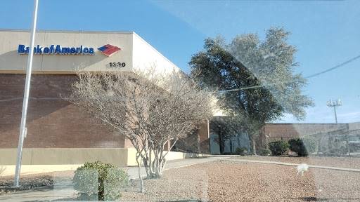 Bank of America (with Drive-thru ATM)